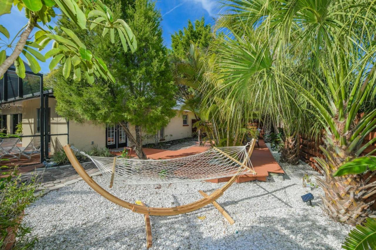 Island Time - Home Wenclosed Lagoon Style Pool Spa Walk To Beach Bikes Holmes Beach Exterior foto